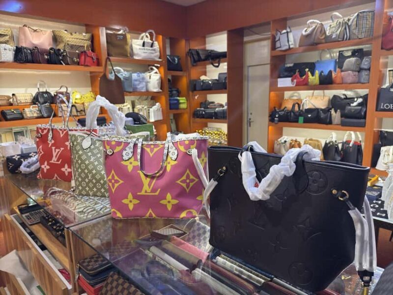 Dubai: Magic & Secret new Shopping Tour - Authentic Traveler Insights