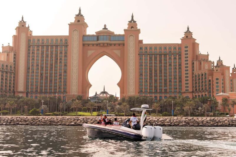 Dubai Marina: 1-Hour Luxury Sightseeing Speedboat Tour - Final Thoughts: Who Will Love This Tour?