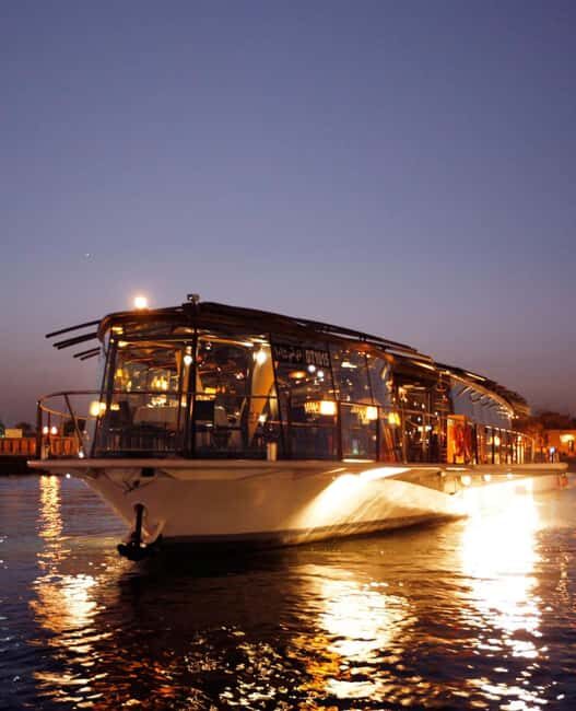 Dubai Marina Dinner Cruise  Live Show, AC & Open Bar - The Experience in Detail