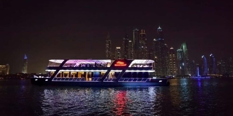 Dubai Marina Dinner Cruise  Live Show, AC & Open Bar - Who Would Love This Experience?
