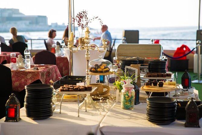 Dubai Marina Dinner Cruise with Live Music & Open Bar - Practical Tips for a Smooth Experience