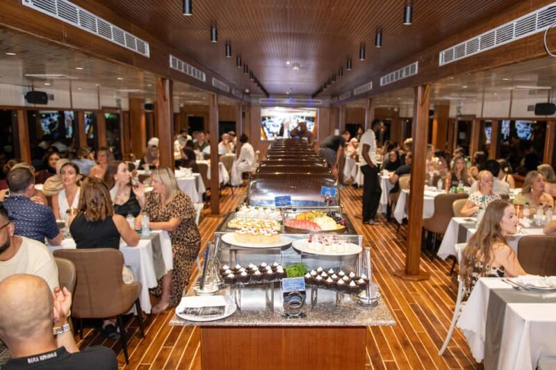 Dubai Marina: Luxury Dinner Cruise, Live Show, Open Bar & DJ - Key Points