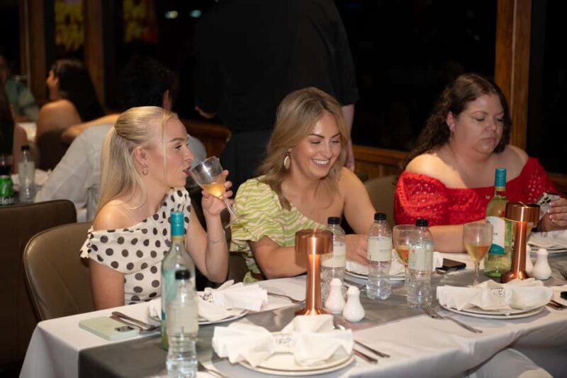Dubai Marina: Luxury Dinner Cruise, Live Show, Open Bar & DJ - The Value for Money