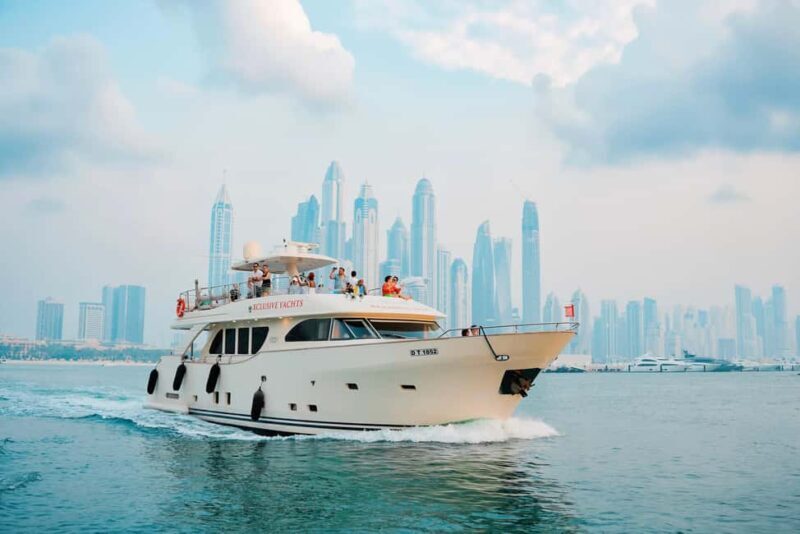 Dubai Marina Yacht Tour: Ain Wheel, JBR & Harbour in 1 Hour - Who Is This Tour Best For?