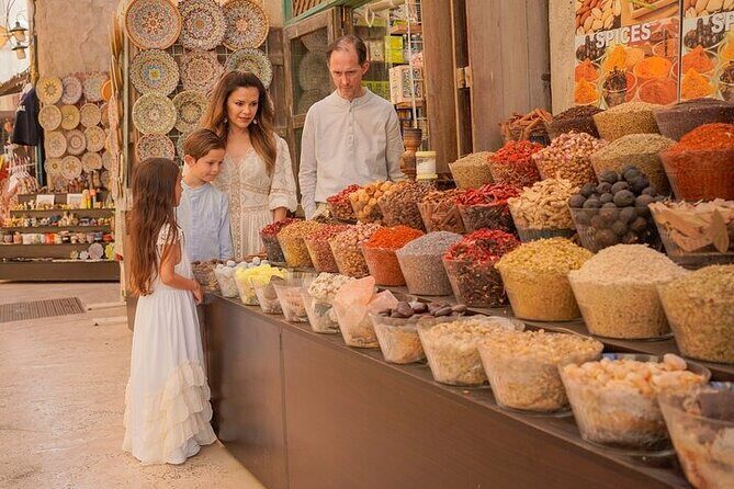 Dubai Old and Modern City Tour with Blue Mosque Visit - Who Is This Tour Best For?