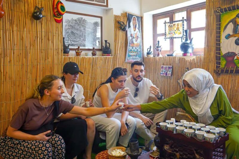 Dubai: Old Town, Souks, Street Food, Guided Tour & Abra Ride - Dubai Creek and the Abra Ride: A Classic Experience