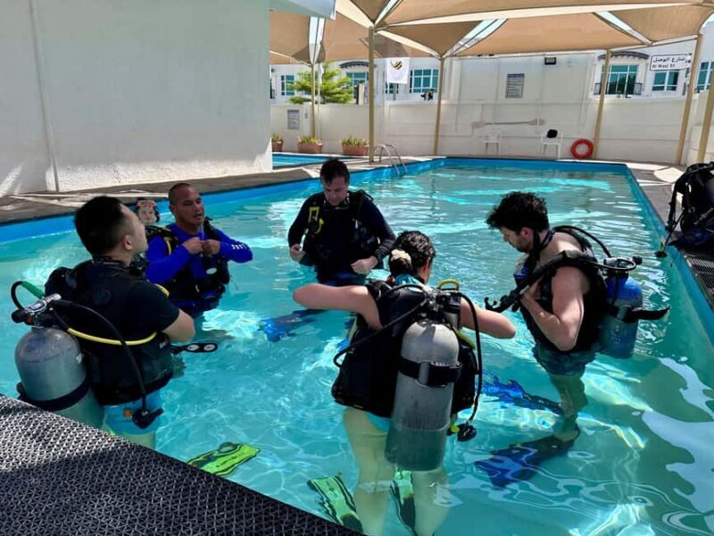 Dubai: PADI Open Water Diver Course Lite - The Learning Experience & Certification