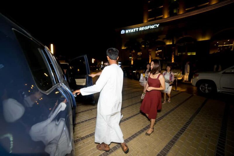 Dubai: Private Hot Air Balloon Tour Over the Dubai Desert - First Impressions and What to Expect
