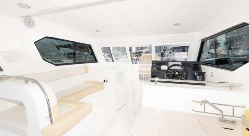 Dubai: Private Yacht Tour 36ft (+1 hr free) offer till Sep15 - An In-Depth Look at the Dubai Private Yacht Tour