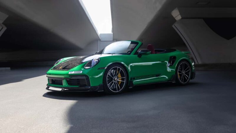 Dubai: Rent Porsche 911 Turbo S - Key Points
