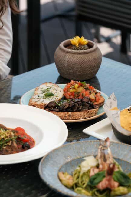 Dubai: Riva Beach Club Golden Hour Beachside - Key Points