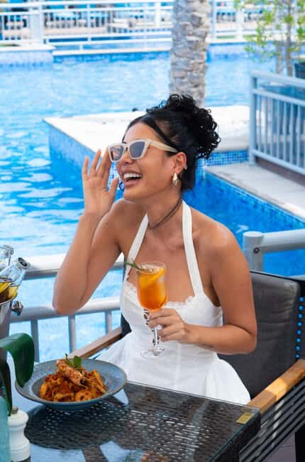 Dubai: Riva Beach Club Pool and Beach Day Pass - Location and Setting