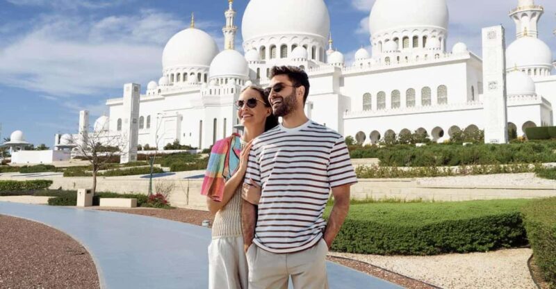 Dubai: Sheikh Zayed Mosque & SeaWorld Entry w/ Transfer - The Itinerary Breakdown