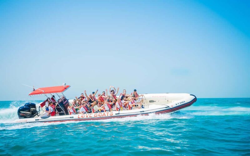 Dubai: Sightseeing Speedboat Tour with Live Tour Guide - Key Points