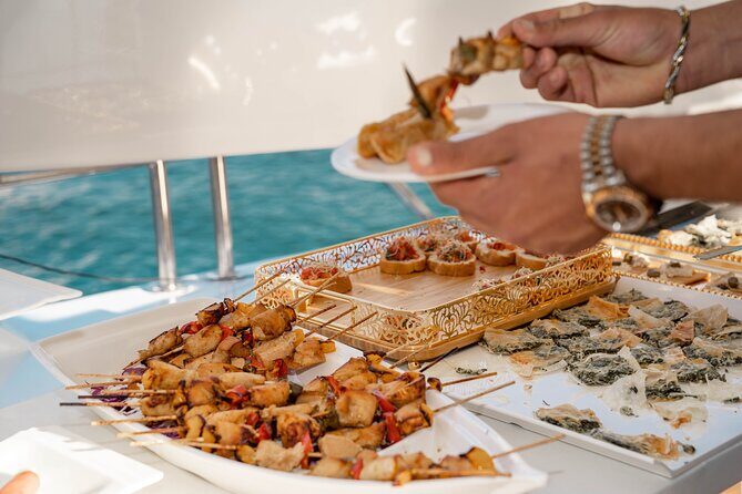 Dubai Sunset Cruise with Snacks and Drinks - The Sum Up