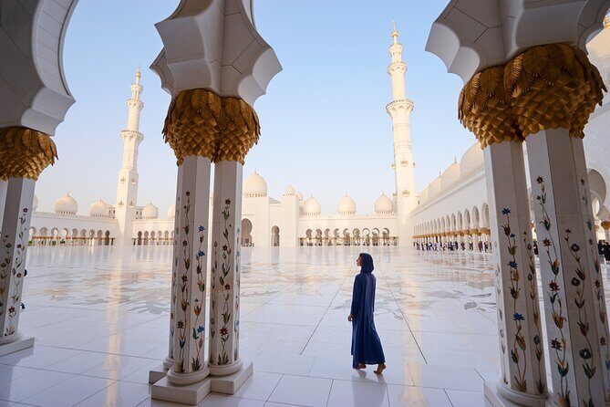 Dubai to Abu Dhabi Day Trip: Grand Mosque, Palace & Etihad Towers - An In-Depth Look at the Tour Experience