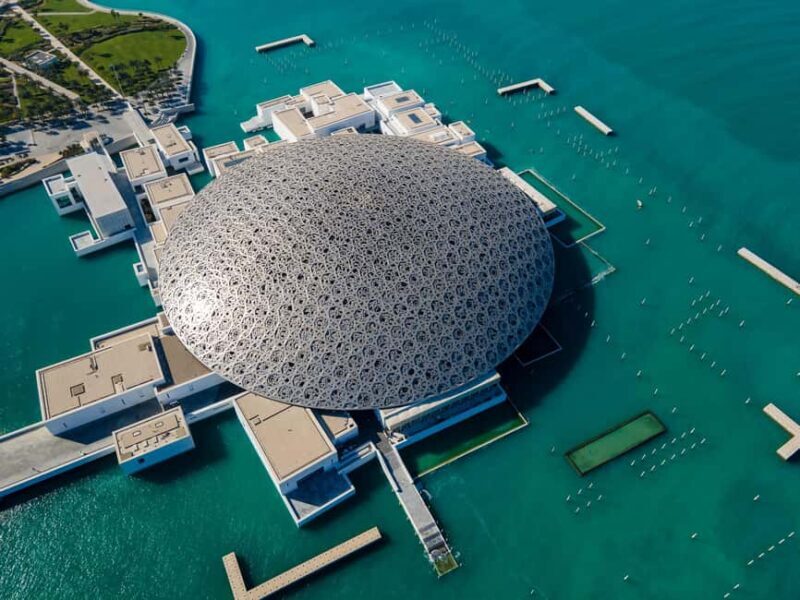 Dubai to Abu Dhabi Private Tour: Grand Mosque & Royal Palace - Scenic Drive Along Abu Dhabi Corniche