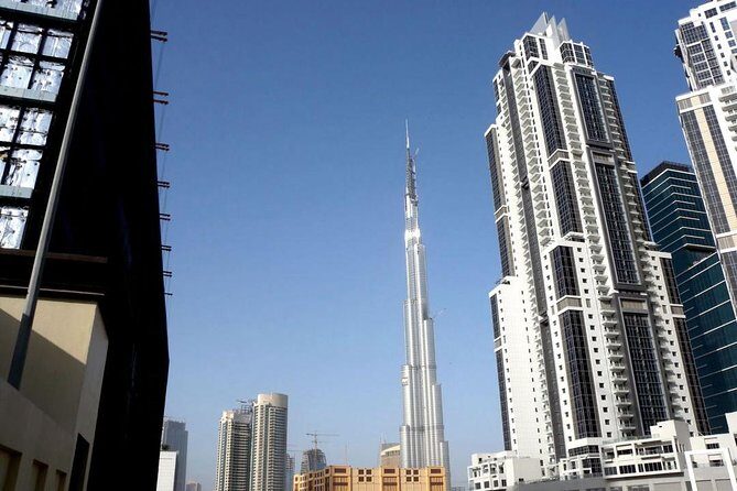 Dubai Tour and Desert Safari: Sand Boarding & BBQ Dinner Combo - Why You Should Consider This Tour