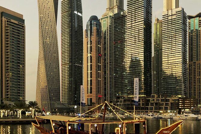 Dubai trip like a local - Online Guide - The Experience in Detail