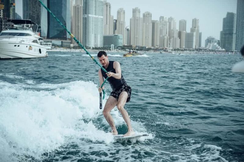 Dubai wakesurfing & wakeboarding: Snacks & drinks included! - Exploring Dubai Wakesurfing & Wakeboarding: An In-Depth Look