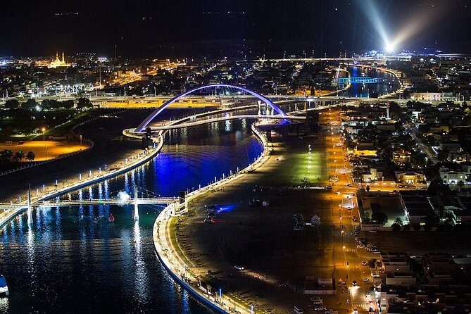 Dubai Water Canal Modern Yacht Cruise: Luxury, Scenic Views Await - Key Points