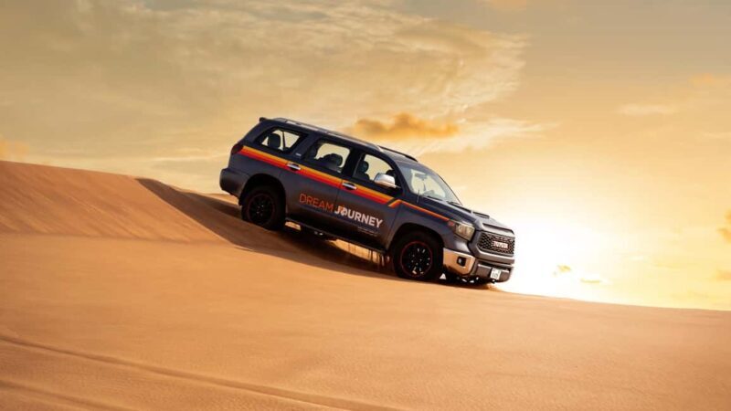 Dubai Waves & Dunes: Luxury Yacht Cruise w/ Red Dunes Safari - Key Points