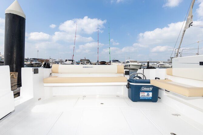 Dubai Yacht Book 36ft Yacht on rent in Dubai up to 10 persons - The Sum Up