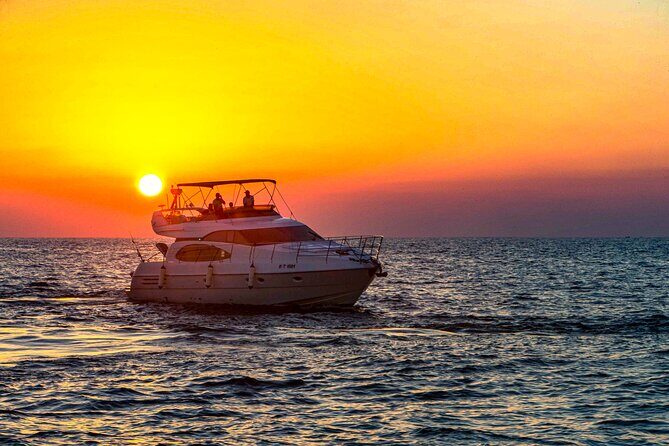 Dubai Yacht Rental - Book 58 ft Private Yacht up to 28 persons - What to Expect from Your Dubai Yacht Experience
