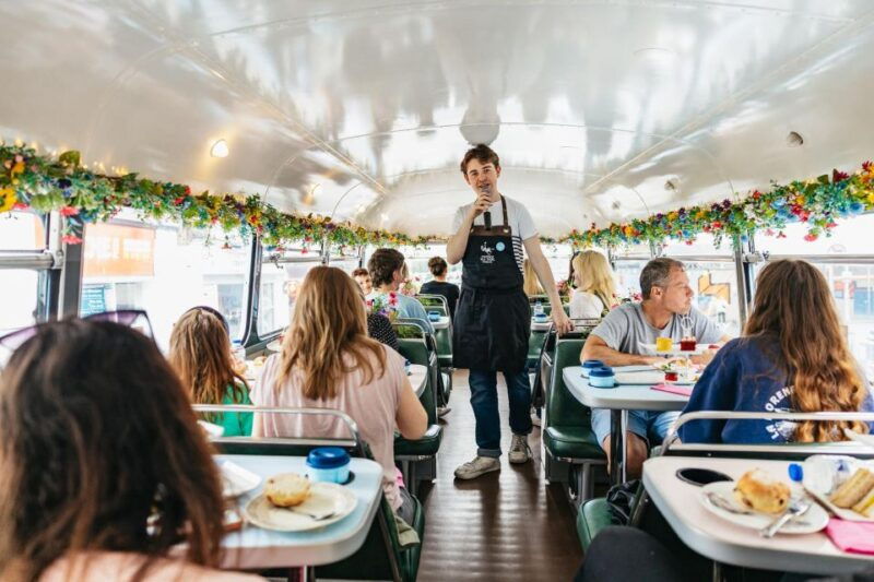 dublin-afternoon-tea-vintage-bus-tour