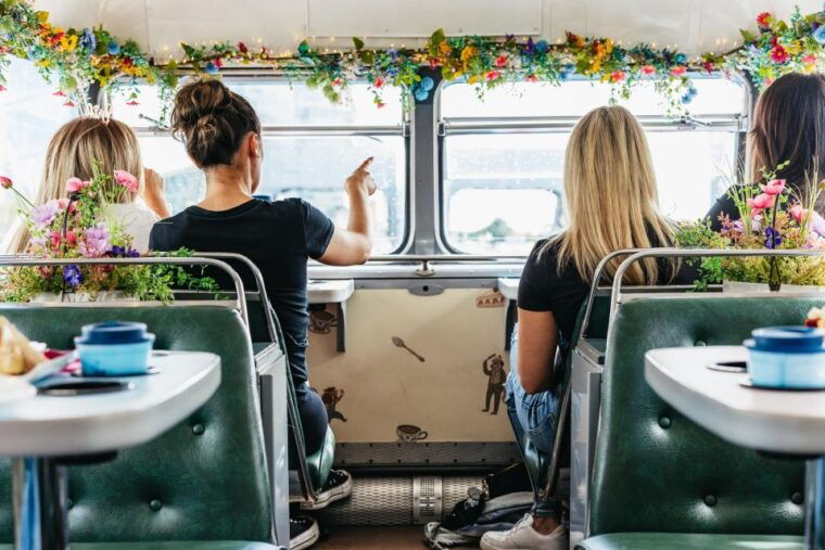 dublin-afternoon-tea-vintage-bus-tour