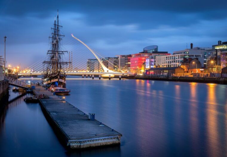 dublin-big-bus-panoramic-night-tour-with-live-guide
