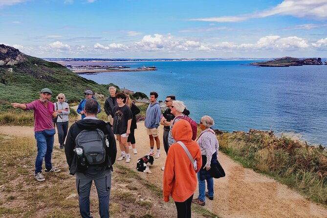 dublin-coastal-hike-pints-puppies-adventure