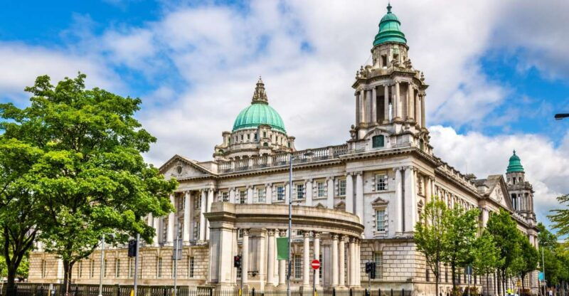 dublin-day-trip-to-belfast-titanic-giants-causeway-by-car