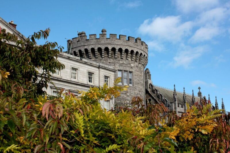 dublin-fast-track-book-of-kells-ticket-dublin-castle-tour