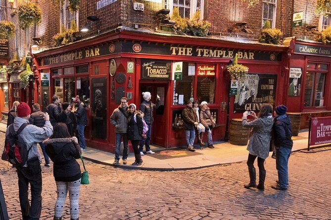 dublin-food-and-drink-walking-tour-and-jameson-irish-coffee-demo