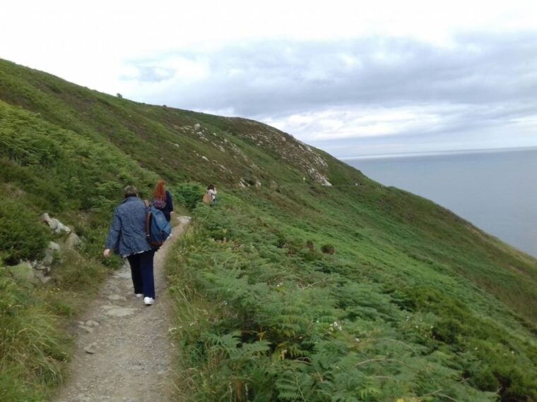 dublin-full-day-howth-and-malahide-castle-tour