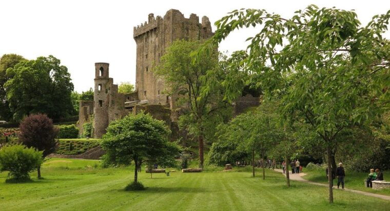 dublin-full-day-tour-to-cork-cobh-and-blarney-castle