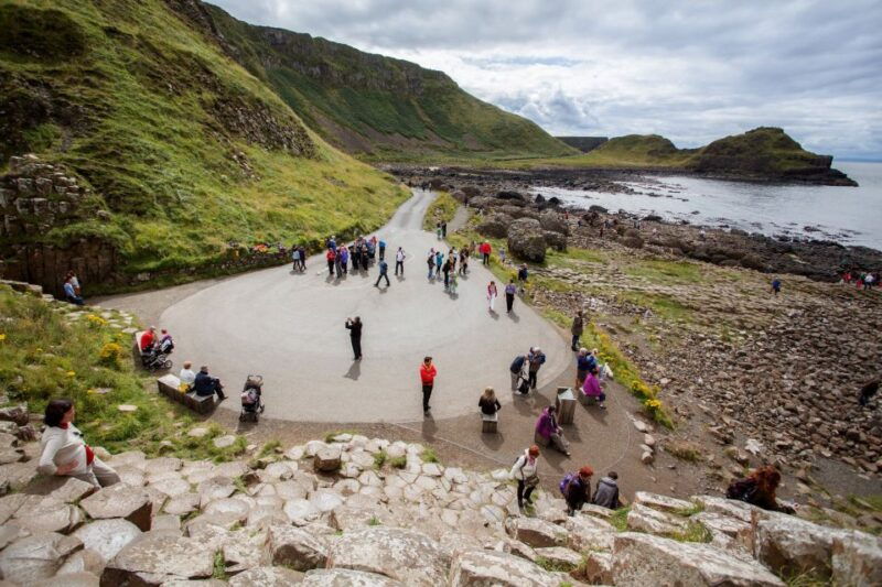 dublin-giants-causeway-glens-of-antrim-day-tour