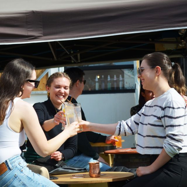 dublin-gin-masterclass-with-welcome-drink-tasting-flight