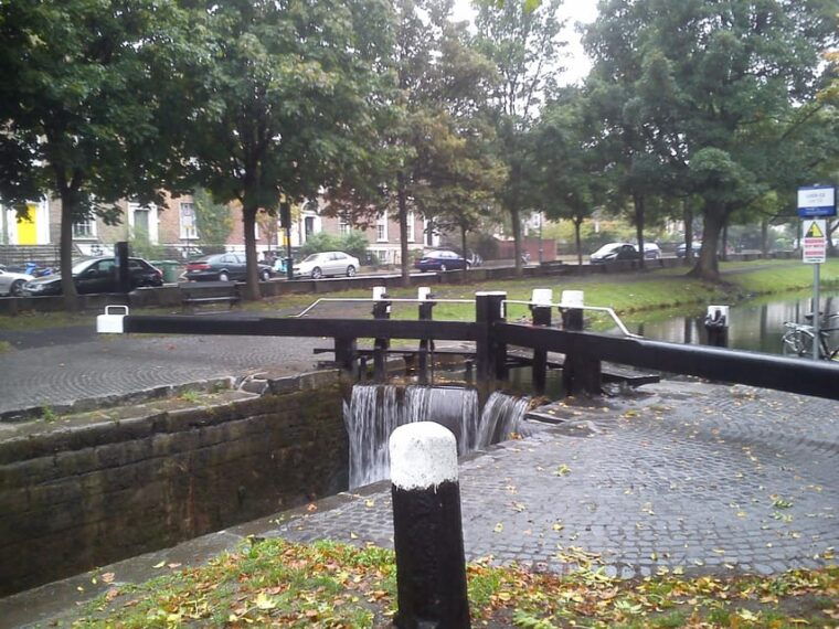 dublin-grand-canal-cruise-with-dinner
