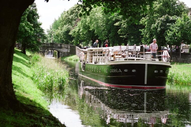 dublin-grand-canal-cruise-with-dinner