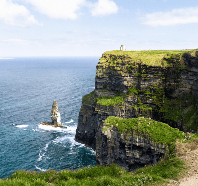 dublin-hop-on-hop-off-bus-tour-with-cliffs-of-moher-tour