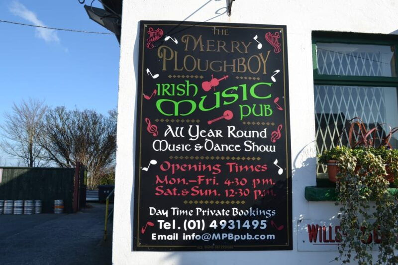 dublin-irish-night-show-at-the-merry-ploughboy-pub