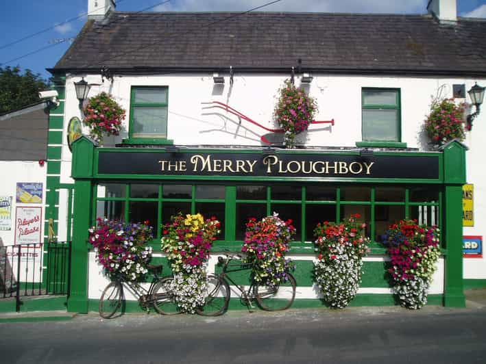 dublin-irish-night-show-at-the-merry-ploughboy-pub