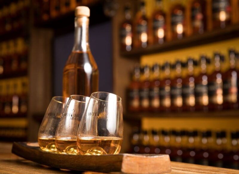 dublin-irish-whiskey-museum-blending-tour-with-tastings