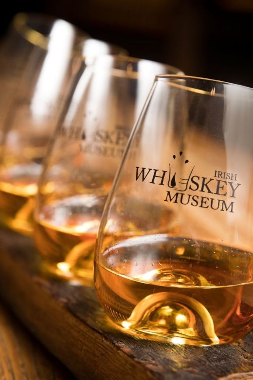 dublin-irish-whiskey-museum-tour-and-whiskey-tasting