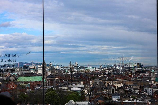 dublin-jameson-distillery-and-guinness-storehouse-guided-tour