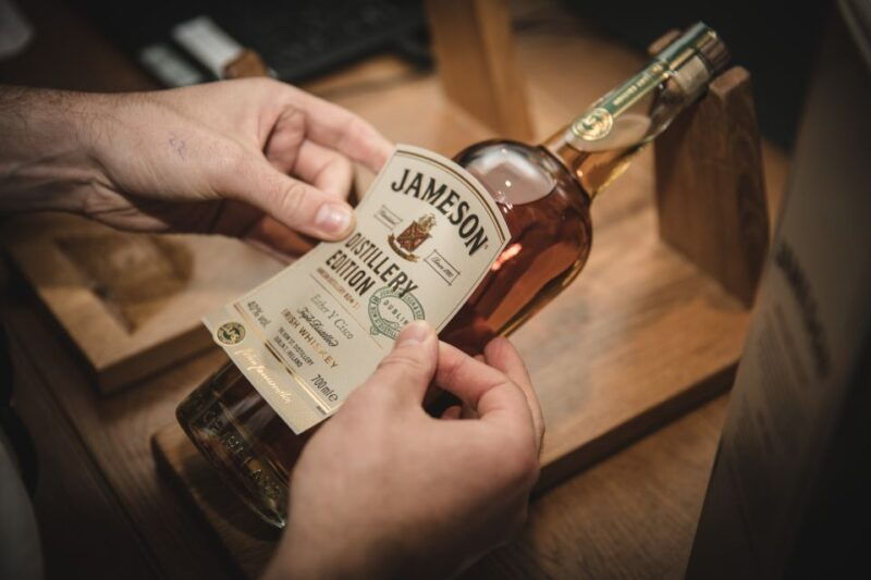 dublin-jameson-whiskey-distillery-tour-with-tastings