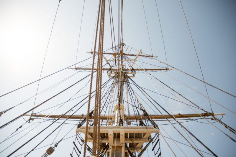 dublin-jeanie-johnston-tall-ship-irish-famine-history-tour