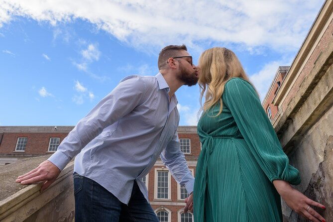dublin-love-story-captivating-couples-photoshoot